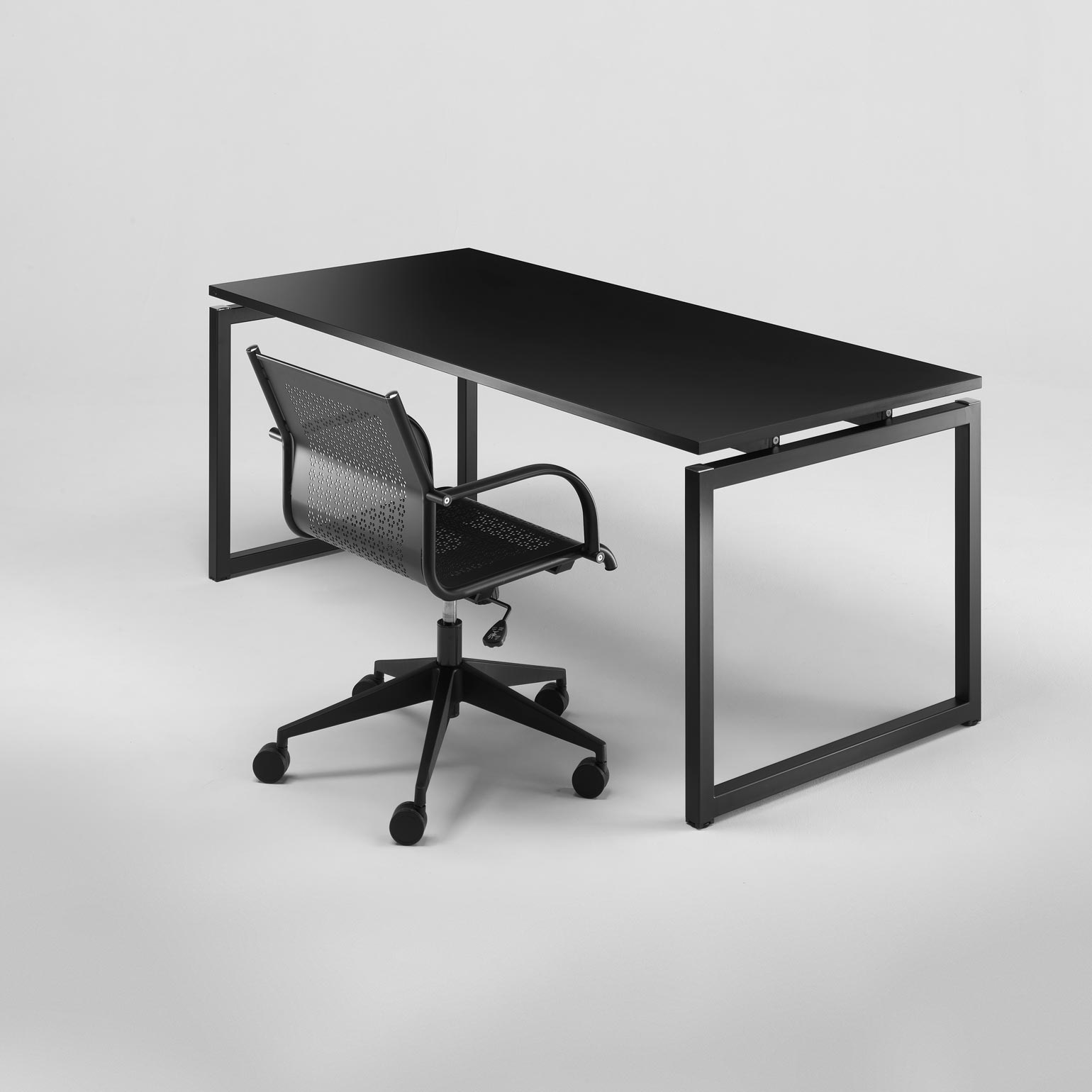 Mobili Metallici Ufficio e Contract - Scrivania Direzionale